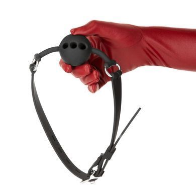 Повітропроникний кляп із силіконовою кулькою Punishment &ndash; Silicone Ball Gag &ndash; Black