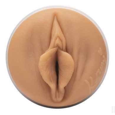 Мастурбатор Fleshlight Girls: Kazumi &mdash; Kumzumi, зі зліпка вульви